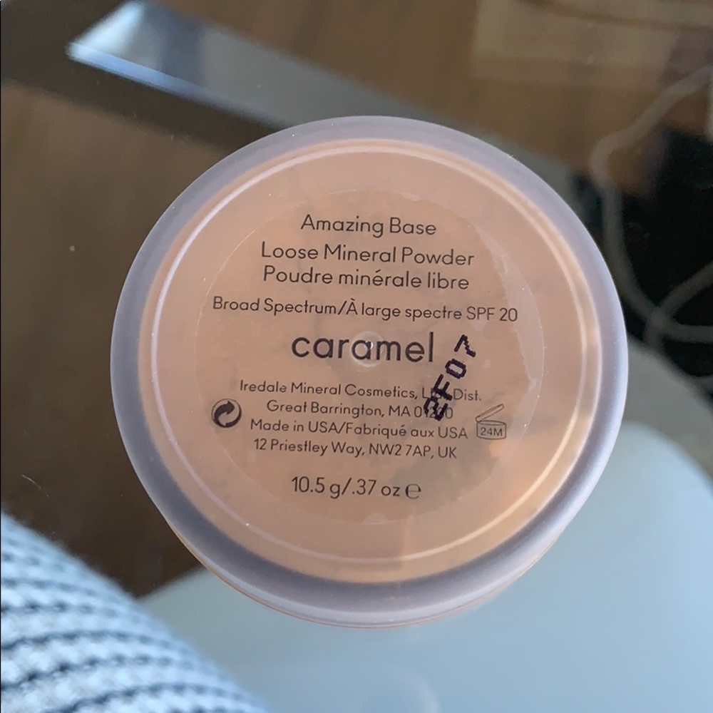 CARAMEL Amazing Base Loose Jane Iredale - Picture 5 of 5